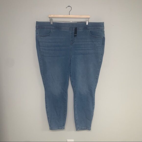 Torrid Lean Jean Size‎ 4X Short Super Soft Medium Wash Denim Hi-Rise Skinny NWT - Picture 2 of 12